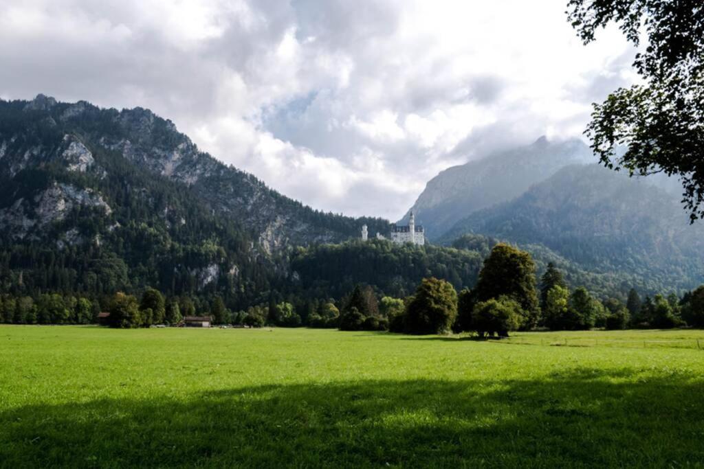 Neuschwanstein-Blick Apartment Fussen Exterior photo